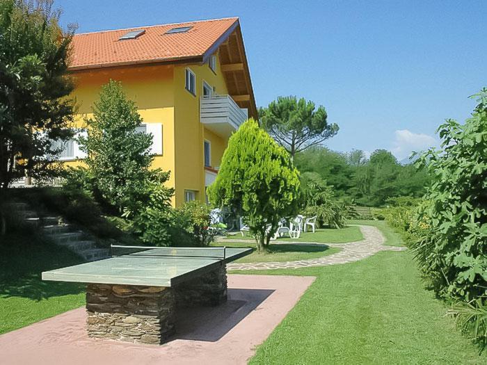 Bellavista A Garten Appartement Mit Pool Colico Dış mekan fotoğraf