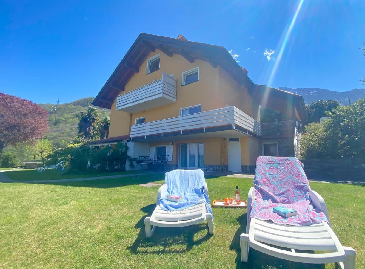 Bellavista A Garten Appartement Mit Pool Colico Dış mekan fotoğraf