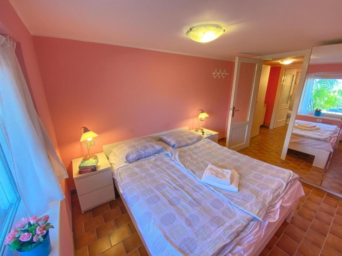 Bellavista A Garten Appartement Mit Pool Colico Dış mekan fotoğraf